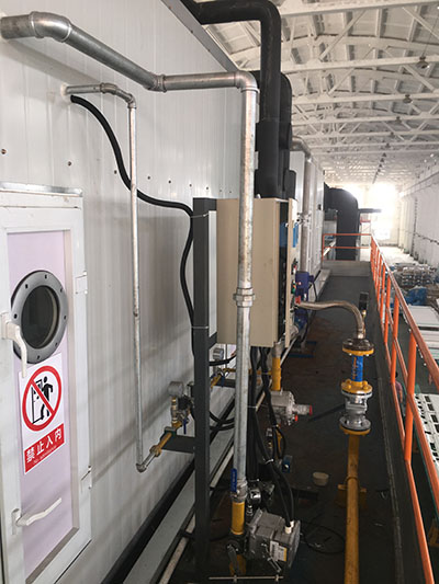 ���{�������O��